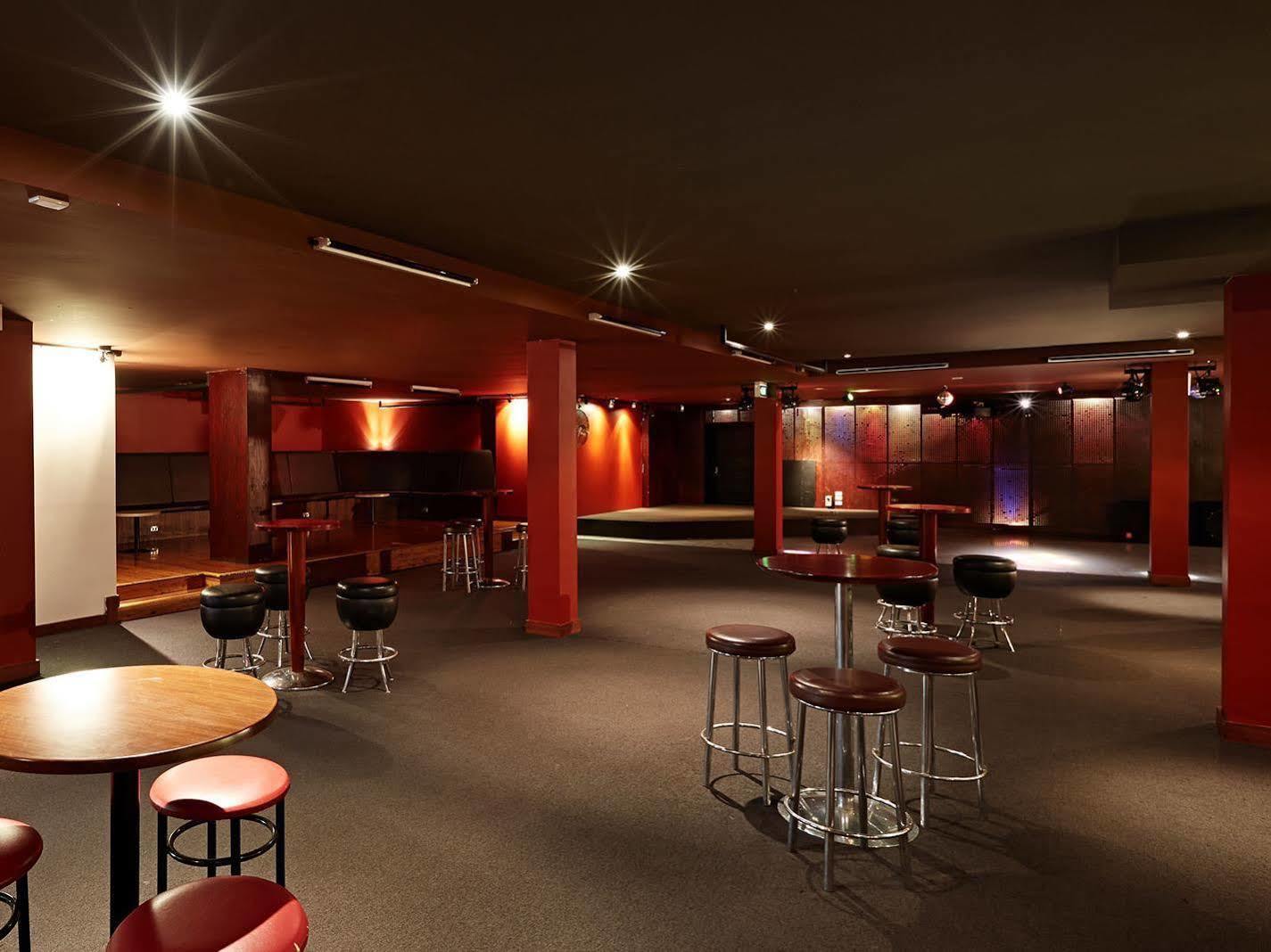 Nightcap At Waltzing Matilda Hotel Springvale Luaran gambar