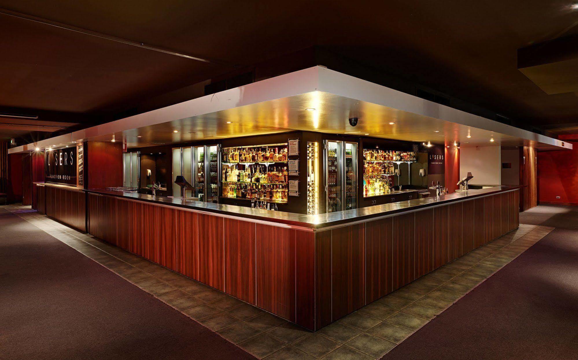 Nightcap At Waltzing Matilda Hotel Springvale Luaran gambar