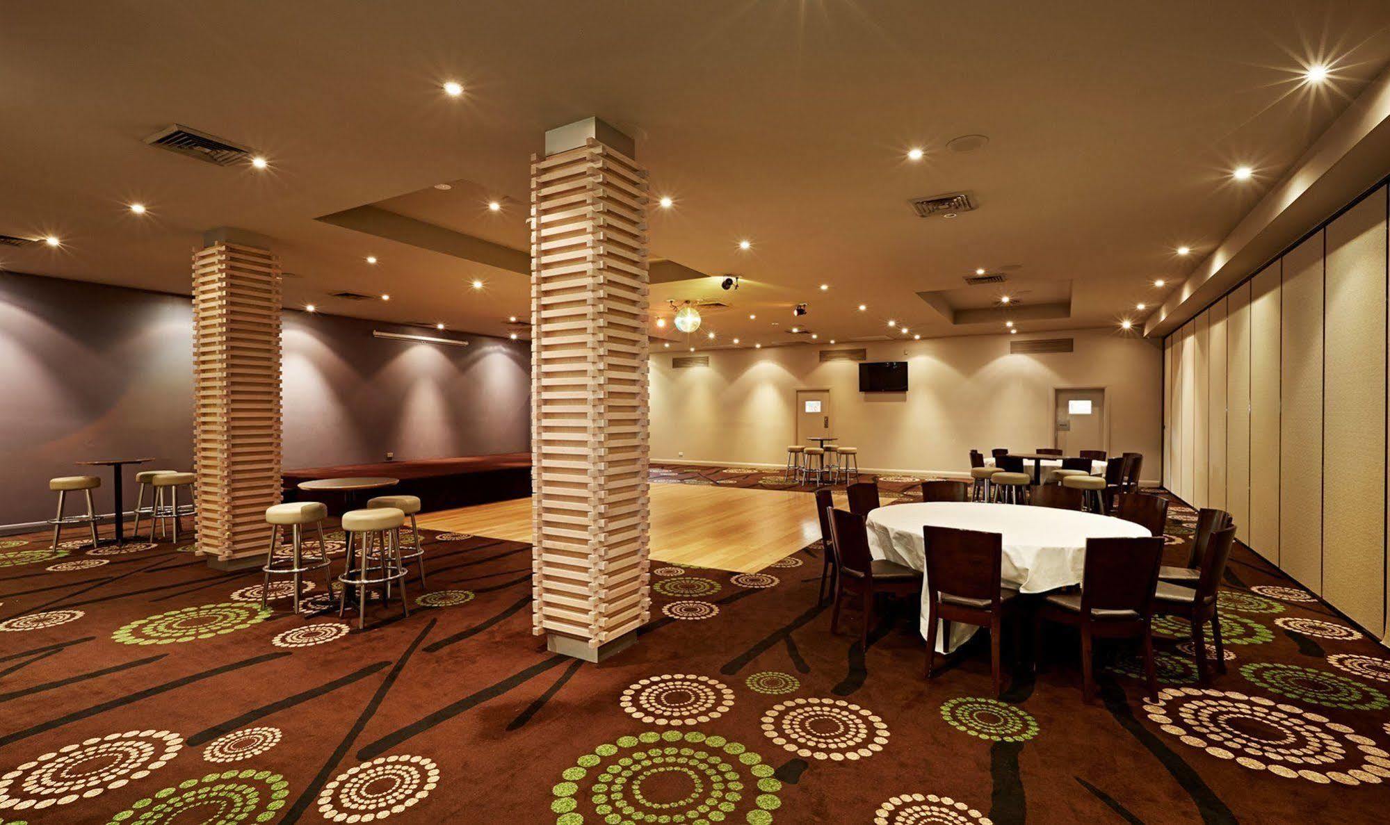 Nightcap At Waltzing Matilda Hotel Springvale Luaran gambar